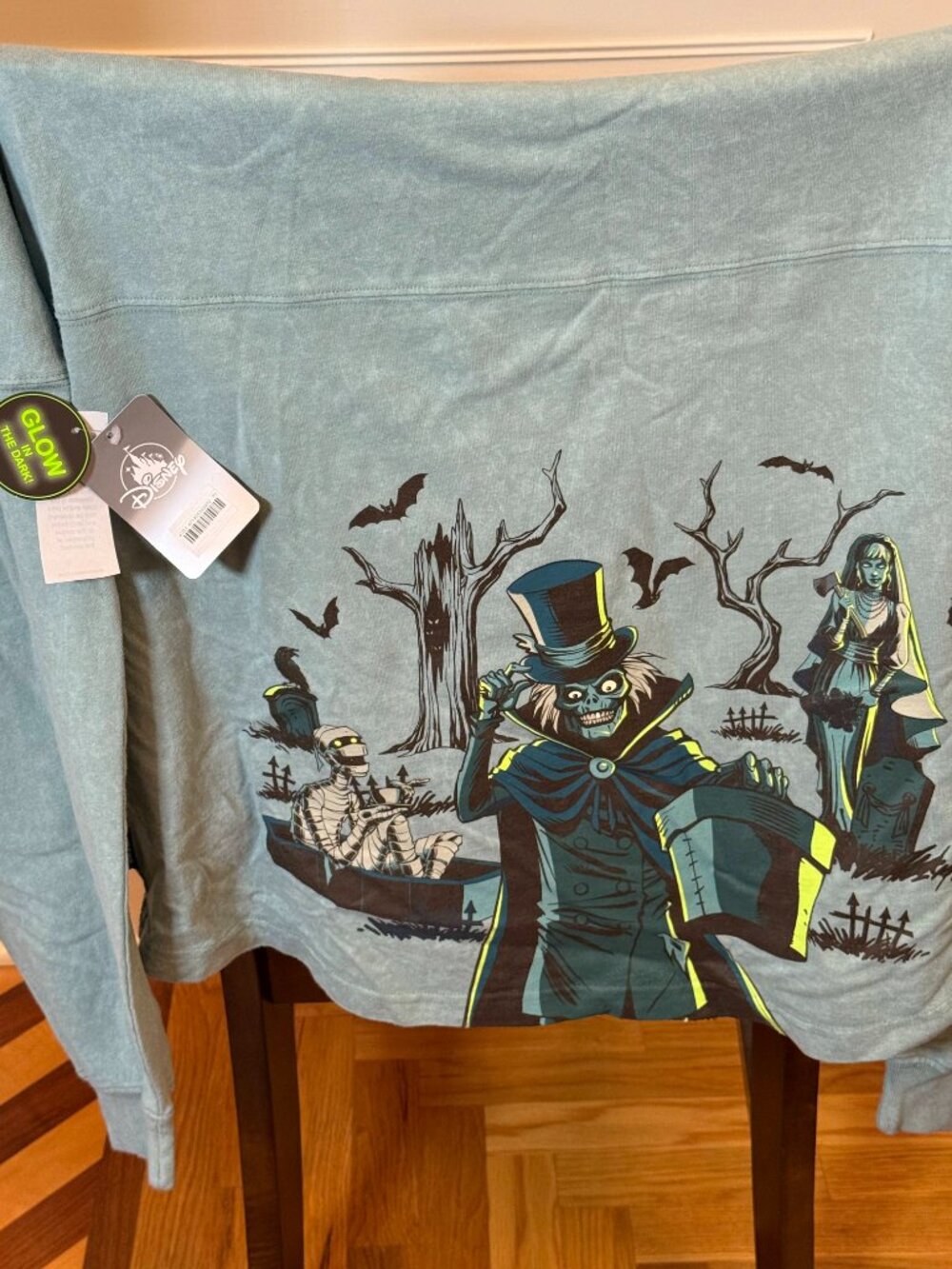 Disney Mint Green Haunted Mansion Spirit Jersey Women's XL. New With Tags! - Picture 4 of 4